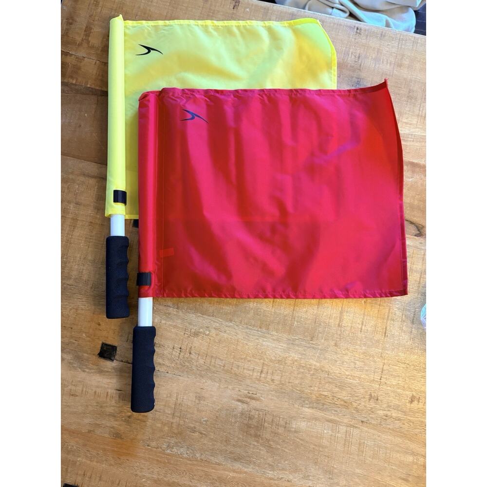 ✨Set of 2 Agora Soccer Referee Sideline Flags-Red/Yellow Durable Nylon 12” X 16”